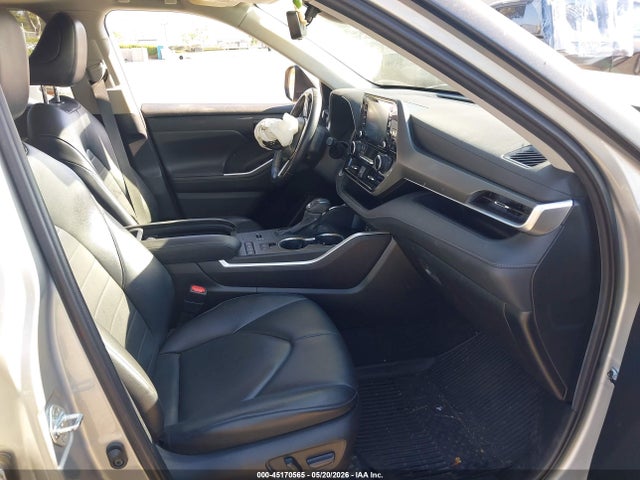 Toyota Highlander Xle 2022 5TDGZRAH2NS090348 Image 5