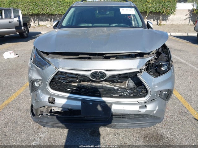 Toyota Highlander Xle 2022 5TDGZRAH2NS090348 Image 6