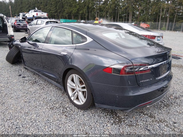 Tesla Model S P85 2014 5YJSA1H18EFP53633 Image 3
