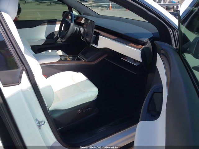 Продажа на аукционе авто 2022 Tesla Model X Dual Motor All-wheel Drive, vin: 7SAXCBE57NF361677, номер лота: 45170640