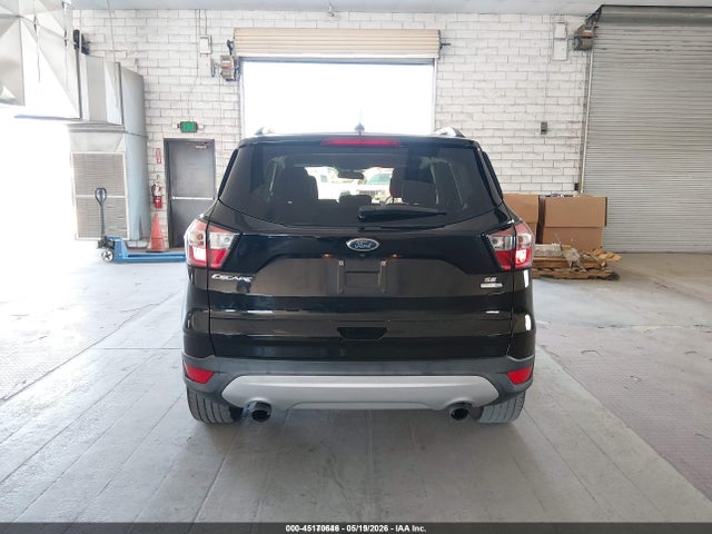 Продажа на аукционе авто 2018 Ford Escape Se, vin: 1FMCU9GD3JUD08655, номер лота: 45170646