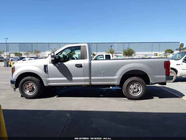 Продажа на аукционе авто 2018 Ford F-250 Xl, vin: 1FTBF2A62JEC83771, номер лота: 45170673