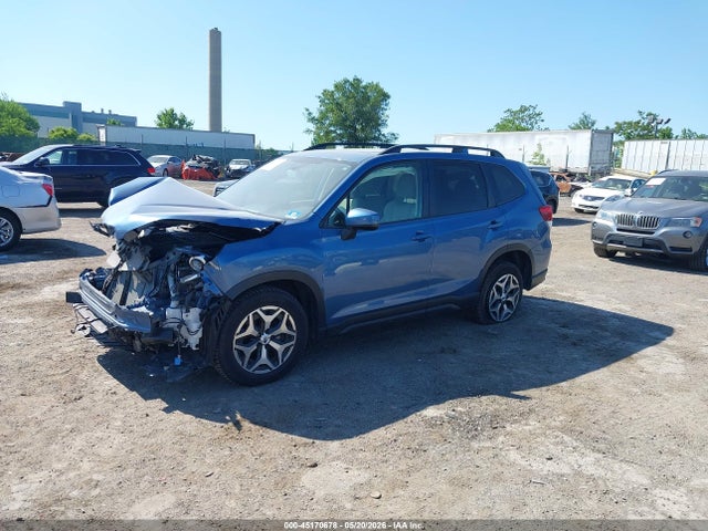 2020 Subaru Forester Premium მანქანა იყიდება აუქციონზე, vin: JF2SKAJC5LH443978, აუქციონის ნომერი: 45170678