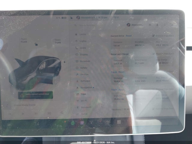Продаж на аукціоні авто 2024 Tesla Model Y Long Range Dual Motor All-wheel Drive, vin: 7SAYGDEE3RA325024, номер лоту: 45170696