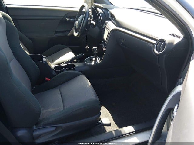 Scion TC 2016 JTKJF5C73GJ018997 Image 5