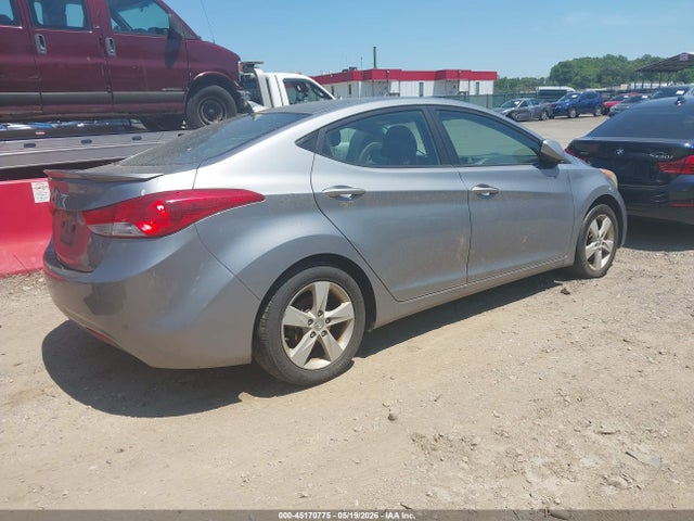 Продажа на аукционе авто 2013 Hyundai Elantra Gls, vin: KMHDH4AE2DU909007, номер лота: 45170775