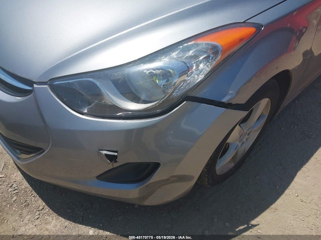 Продажа на аукционе авто 2013 Hyundai Elantra Gls, vin: KMHDH4AE2DU909007, номер лота: 45170775