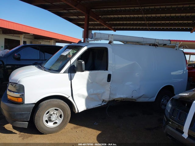 Chevrolet Express 2500 Work Van 2018 1GCWGAFG5J1269025 Image 14