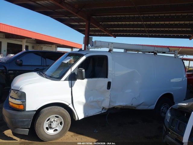 Chevrolet Express 2500 Work Van 2018 1GCWGAFG5J1269025 Image 6