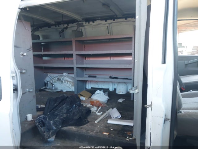 Chevrolet Express 2500 Work Van 2018 1GCWGAFG5J1269025 Image 8
