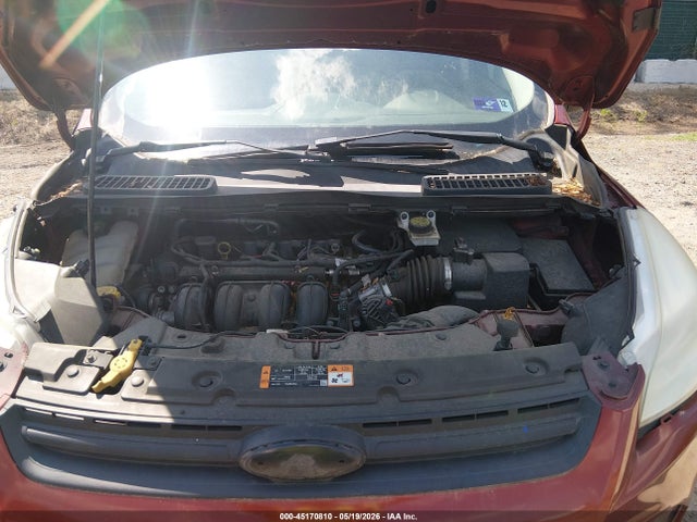 45170810 :رقم المزاد ، 1FMCU0F75FUC33861 vin ، 2015 Ford Escape S مزاد بيع