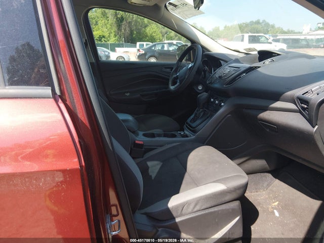 45170810 :رقم المزاد ، 1FMCU0F75FUC33861 vin ، 2015 Ford Escape S مزاد بيع