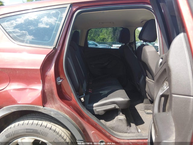 45170810 :رقم المزاد ، 1FMCU0F75FUC33861 vin ، 2015 Ford Escape S مزاد بيع