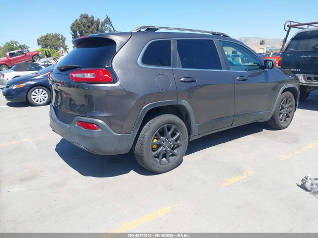 Jeep Cherokee Latitude 2015 1C4PJLCB0FW573562 Image 4