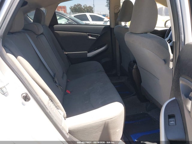 Toyota PRIUS PLUG-IN 2014 JTDKN3DPXE3058089 Image 8