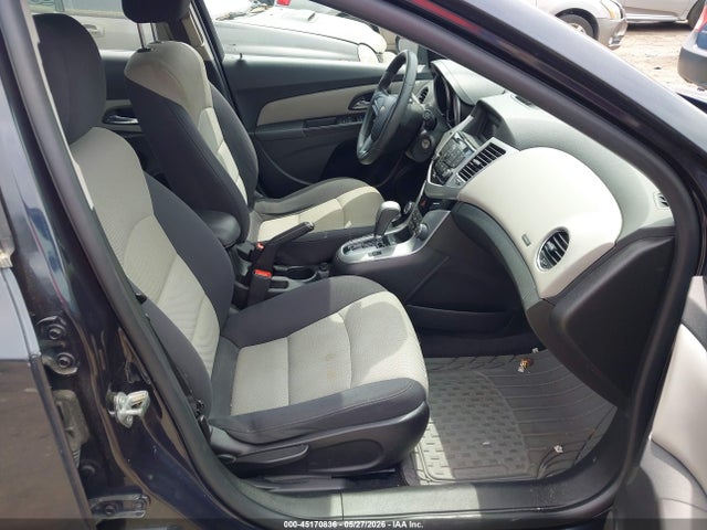 1G1PA5SG4E7461308 Chevrolet Cruze Ls Auto