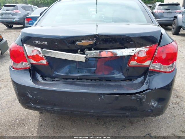 1G1PA5SG4E7461308 Chevrolet Cruze Ls Auto
