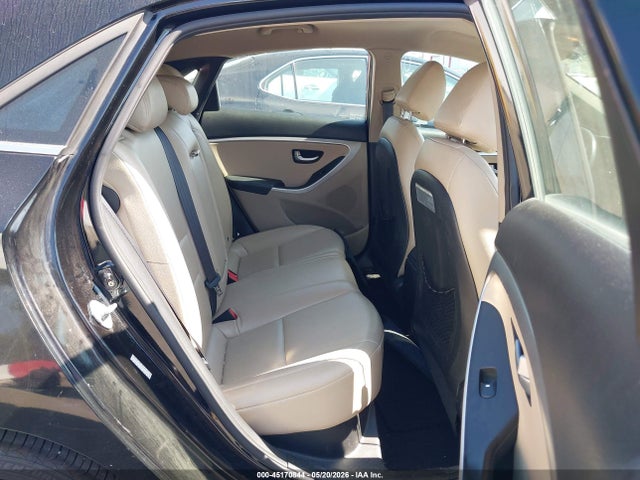 KMHD35LH4GU255210 Hyundai ELANTRA GT
