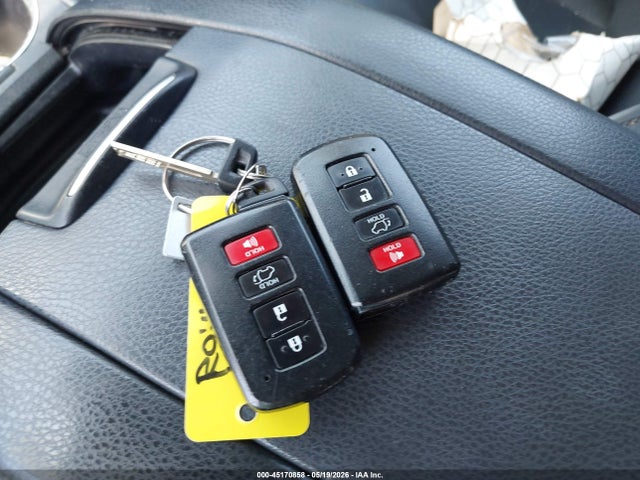 45170858 :رقم المزاد ، 5TDJKRFH3FS195713 vin ، 2015 Toyota Highlander Xle V6 مزاد بيع