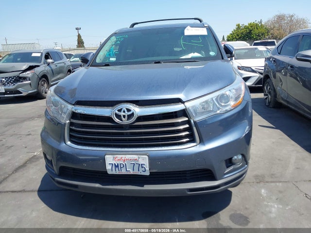 45170858 :رقم المزاد ، 5TDJKRFH3FS195713 vin ، 2015 Toyota Highlander Xle V6 مزاد بيع