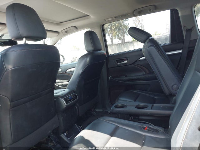 45170858 :رقم المزاد ، 5TDJKRFH3FS195713 vin ، 2015 Toyota Highlander Xle V6 مزاد بيع