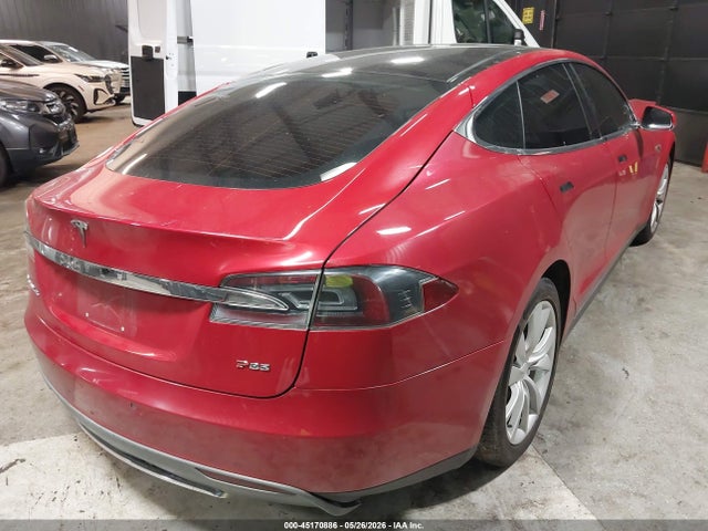 Продажа на аукционе авто 2014 Tesla Model S P85, vin: 5YJSA1H14EFP43410, номер лота: 45170886