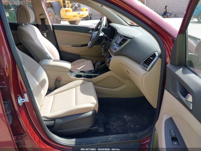 Продаж на аукціоні авто 2017 Hyundai Tucson Se, vin: KM8J3CA47HU259809, номер лоту: 45170892