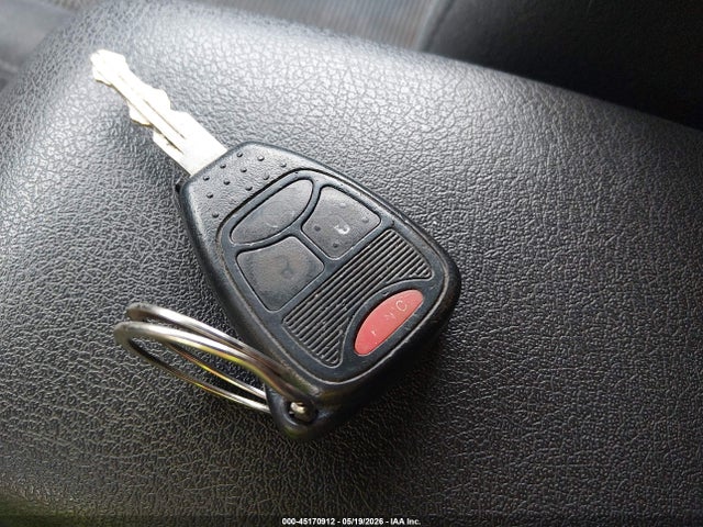 2016 Jeep Patriot Latitude მანქანა იყიდება აუქციონზე, vin: 1C4NJRFB9GD685764, აუქციონის ნომერი: 45170912