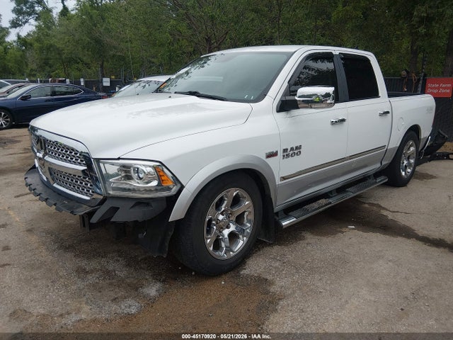 45170920 :رقم المزاد ، 1C6RR7NT0FS586051 vin ، 2015 Ram 1500 Laramie مزاد بيع