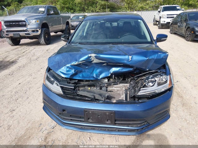 45170929 :رقم المزاد ، 3VWDB7AJ2HM233850 vin ، 2017 Volkswagen Jetta 1.4t Se مزاد بيع