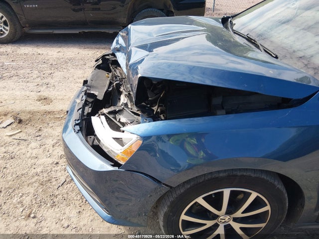 45170929 :رقم المزاد ، 3VWDB7AJ2HM233850 vin ، 2017 Volkswagen Jetta 1.4t Se مزاد بيع