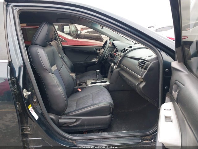 2014 Toyota Camry Se მანქანა იყიდება აუქციონზე, vin: 4T1BF1FK5EU869503, აუქციონის ნომერი: 45170932