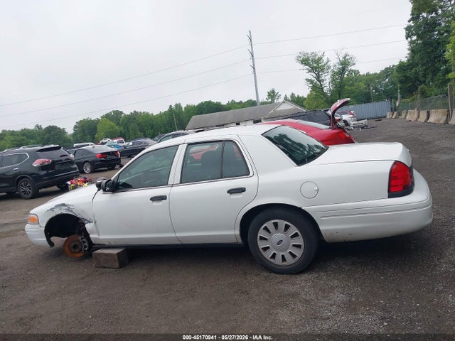 Продажа на аукционе авто 2011 Ford Crown Victoria Police Interceptor, vin: 2FABP7BVXBX124423, номер лота: 45170941