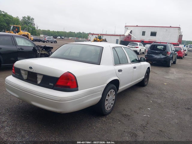 Продажа на аукционе авто 2011 Ford Crown Victoria Police Interceptor, vin: 2FABP7BVXBX124423, номер лота: 45170941