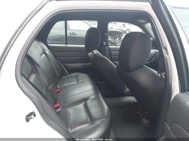 Продажа на аукционе авто 2011 Ford Crown Victoria Police Interceptor, vin: 2FABP7BVXBX124423, номер лота: 45170941