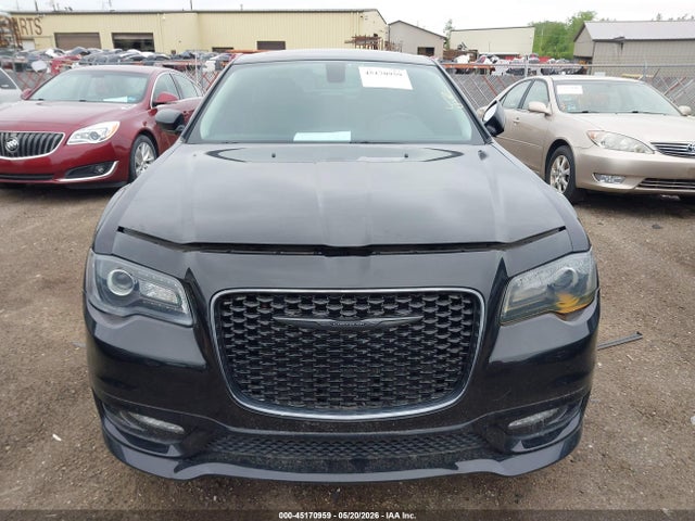 2020 Chrysler 300 Touring L Awd მანქანა იყიდება აუქციონზე, vin: 2C3CCARG0LH233729, აუქციონის ნომერი: 45170959