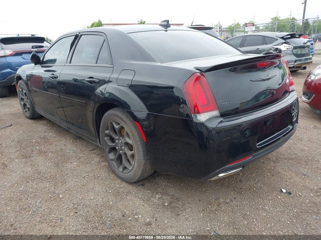 2020 Chrysler 300 Touring L Awd მანქანა იყიდება აუქციონზე, vin: 2C3CCARG0LH233729, აუქციონის ნომერი: 45170959