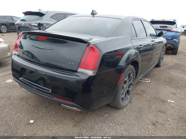 2020 Chrysler 300 Touring L Awd მანქანა იყიდება აუქციონზე, vin: 2C3CCARG0LH233729, აუქციონის ნომერი: 45170959