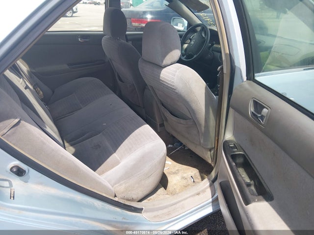 2005 Toyota Camry Le მანქანა იყიდება აუქციონზე, vin: 4T1BE32K85U639121, აუქციონის ნომერი: 45170974