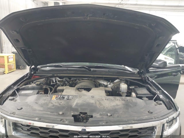45170980 :رقم المزاد ، 1GNSKHKC5HR345550 vin ، 2017 Chevrolet Suburban Lt مزاد بيع