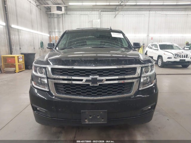 45170980 :رقم المزاد ، 1GNSKHKC5HR345550 vin ، 2017 Chevrolet Suburban Lt مزاد بيع