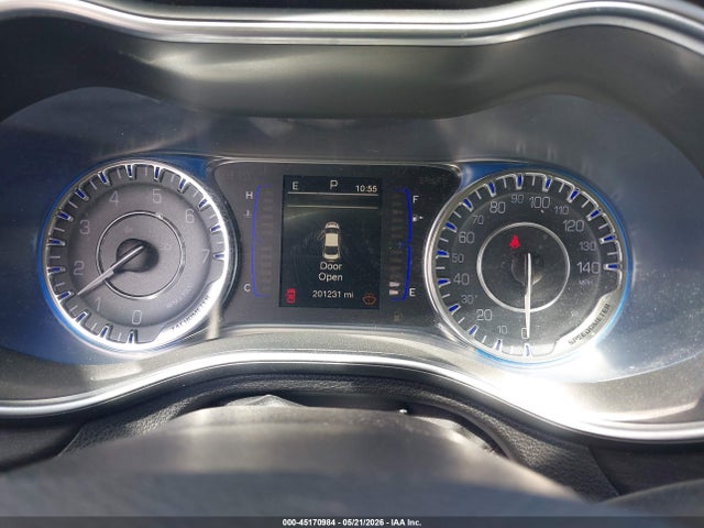 Продаж на аукціоні авто 2016 Chrysler 200 Limited Platinum, vin: 1C3CCCAG2GN101446, номер лоту: 45170984