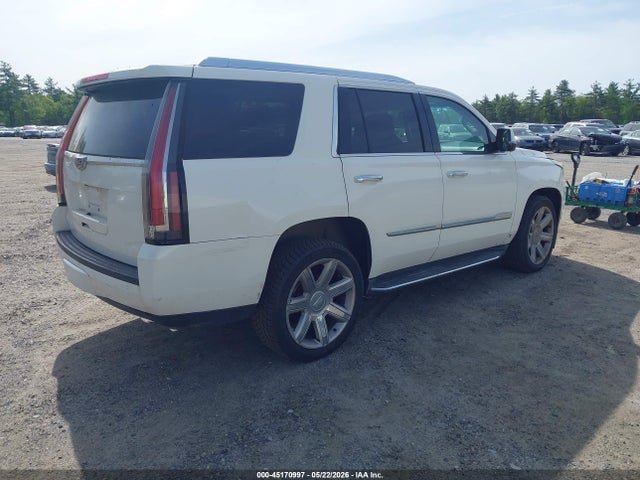 45170997 :رقم المزاد ، 1GYS4BKJ6GR224565 vin ، 2016 Cadillac Escalade Luxury Collection مزاد بيع