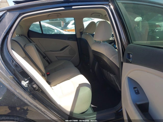 5XXGM4A76FG447672 KIA Optima Lx