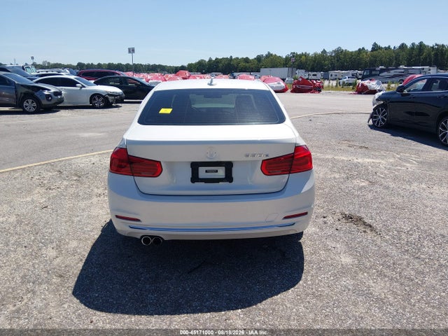 45171000 :رقم المزاد ، WBA8E1C57JA178076 vin ، 2018 Bmw 330e Iperformance مزاد بيع