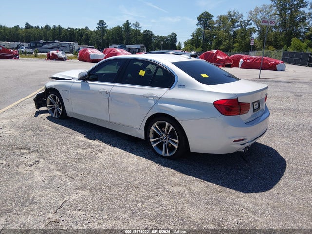 45171000 :رقم المزاد ، WBA8E1C57JA178076 vin ، 2018 Bmw 330e Iperformance مزاد بيع