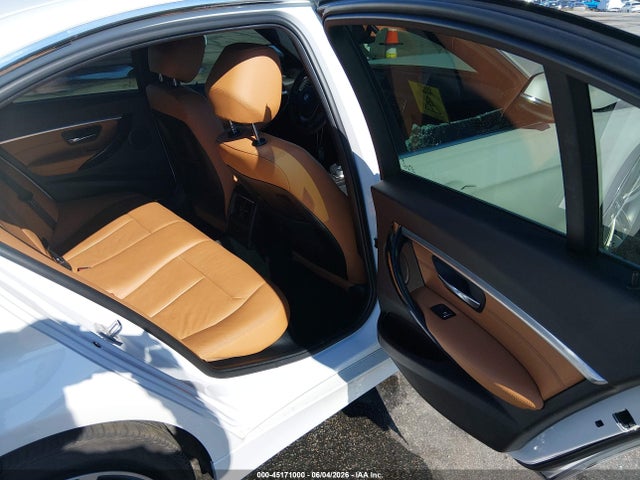 45171000 :رقم المزاد ، WBA8E1C57JA178076 vin ، 2018 Bmw 330e Iperformance مزاد بيع