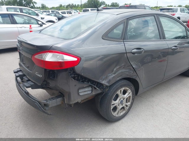 Ford FIESTA SE 2015 3FADP4BJ2FM221105 Image 17
