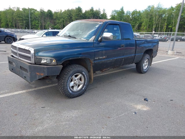 45171079 :رقم المزاد ، 3B7HF13Y1SM161756 vin ، 1995 Dodge Ram 1500 مزاد بيع