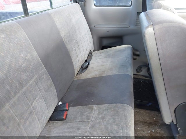 45171079 :رقم المزاد ، 3B7HF13Y1SM161756 vin ، 1995 Dodge Ram 1500 مزاد بيع